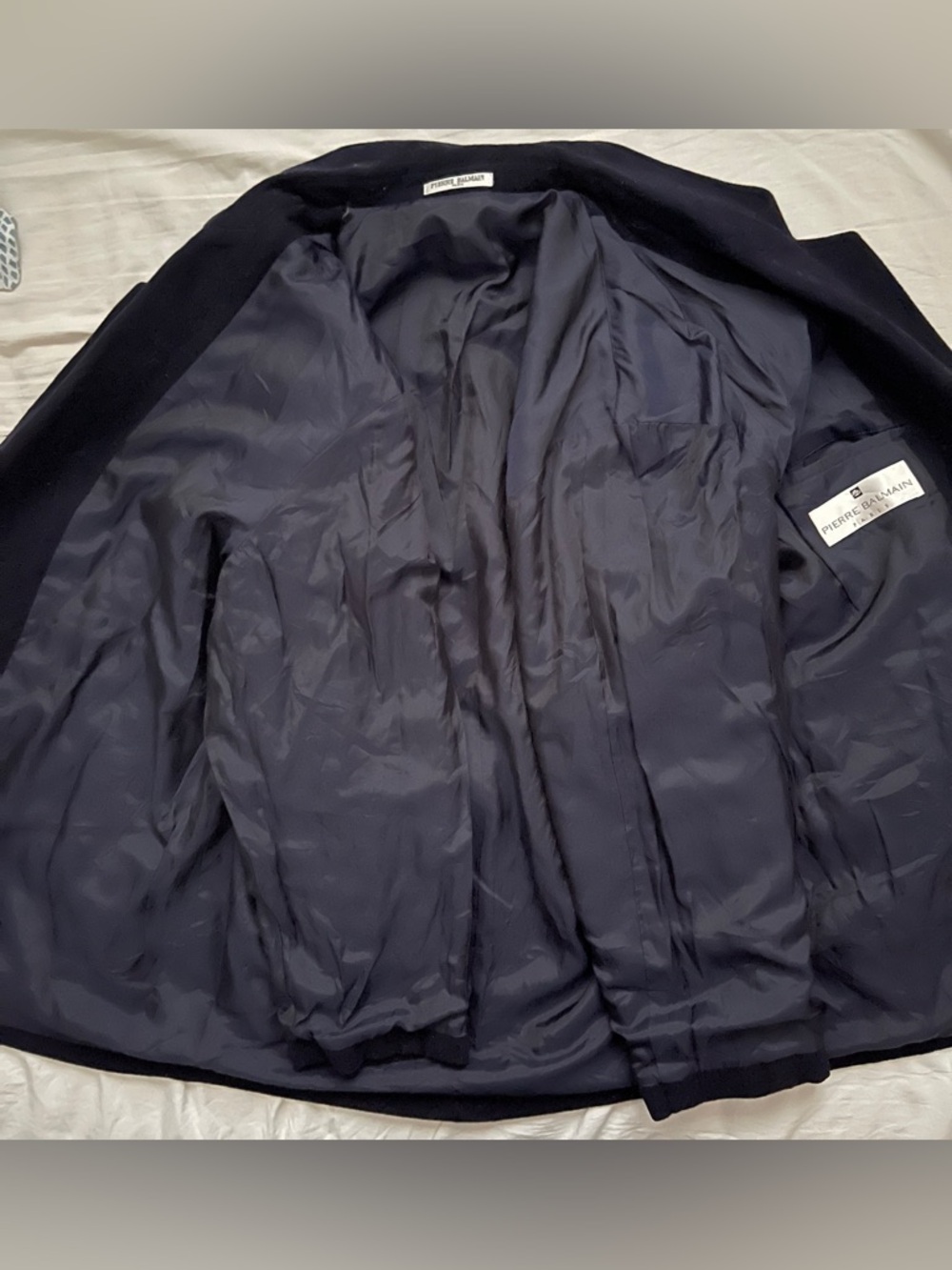 Pierre Balmain Paris Black Wool Double Breasted Coat - Picture 16 of 16